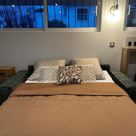 Superbe Studio Neuf - 20 Min Versailles Les Clayes-Sous-Bois Kültér fotó